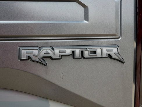 Used 2018 Ford F150 Raptor w/ Equipment Group 802A Luxury AWD/4WD image 11
