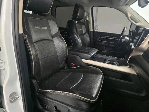 Used 2023 RAM 2500 Laramie AWD/4WD image 19