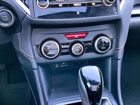 Used 2020 Subaru Crosstrek 2.0i Limited w/ Moonroof Package image 15