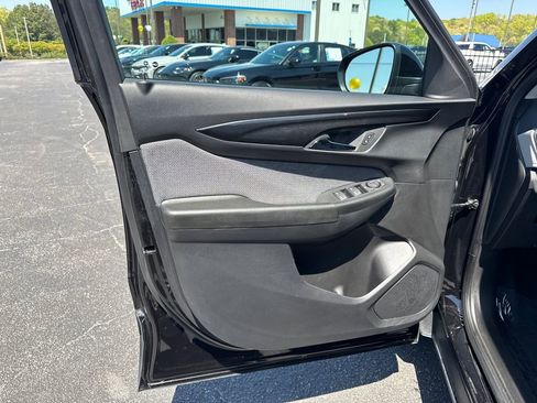 Used 2025 Chevrolet TrailBlazer LT image 11