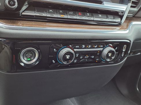 Used 2023 Chevrolet Silverado 1500 LT image 10