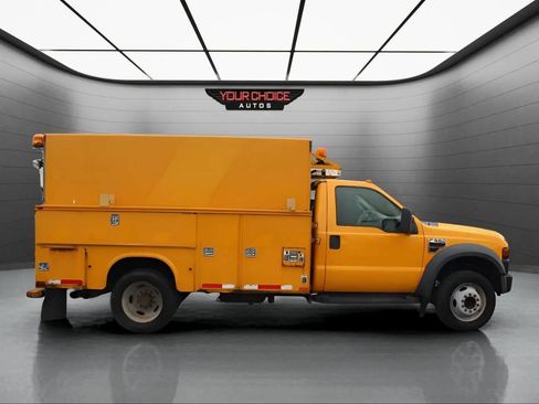 Used 2008 Ford F550 2WD Regular Cab Super Duty image 4