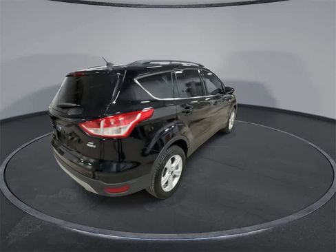 Used 2016 Ford Escape SE w/ Equipment Group 201A image 8