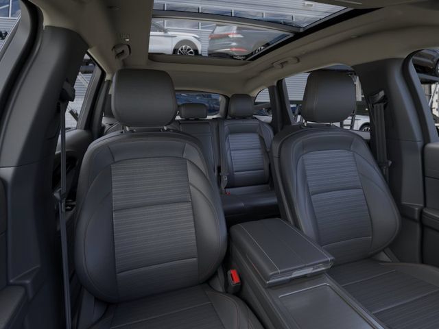 New 2026 Lincoln Nautilus Reserve w/ Jet Appearance Package AWD/4WD image 12