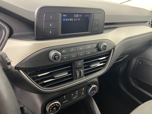 Used 2022 Ford Escape S AWD/4WD image 28