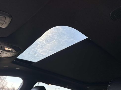 New 2026 Chrysler Pacifica Limited w/ S Appearance Package FWD image 4