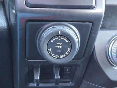 Used 2019 Ford F150 Lariat w/ Equipment Group 502A Luxury image 32