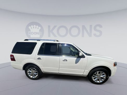 Used 2015 Ford Expedition Limited w/ Equipment Group 301A AWD/4WD image 17