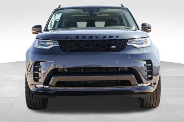 Certified 2025 Land Rover Discovery Dynamic SE AWD/4WD image 2