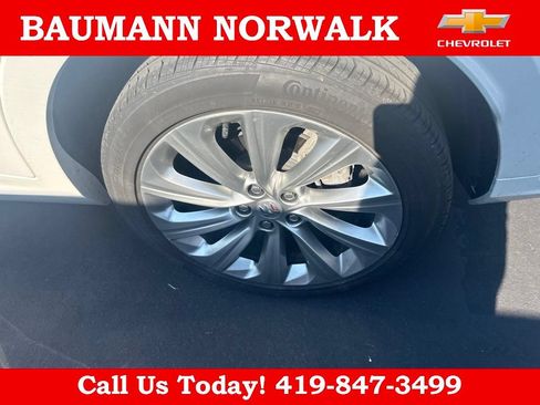 Used 2024 Buick Envista Avenir FWD image 8