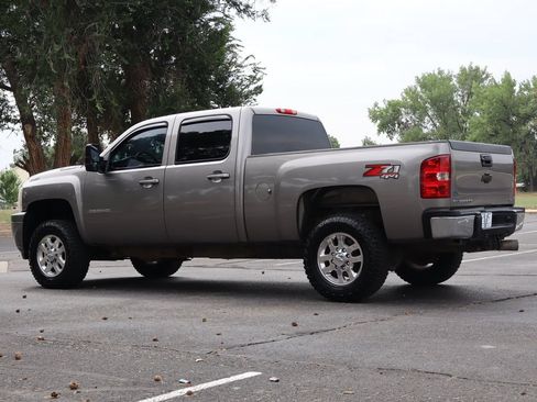 Used 2014 Chevrolet Silverado 3500 LT w/ Interior Plus Package AWD/4WD image 8