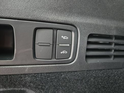 Used 2025 Audi SQ5 Premium Plus w/ Premium Plus Package AWD/4WD image 56