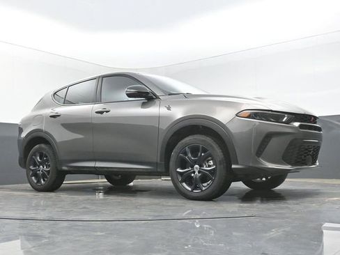 Used 2024 Dodge Hornet GT w/ GT Blacktop Package image 43