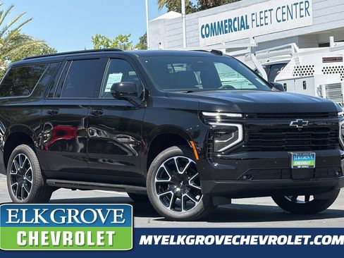 New 2026 Chevrolet Suburban RST w/ Comfort Package AWD/4WD image 1