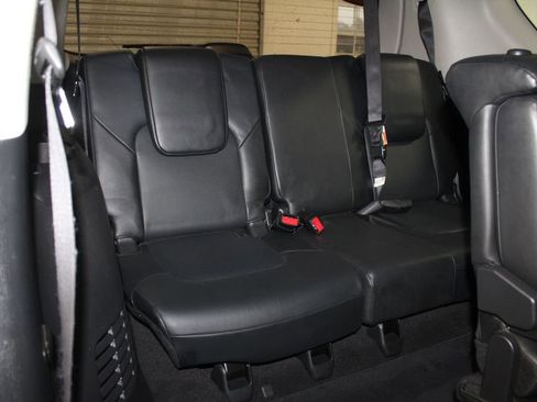 Used 2018 Nissan Armada Platinum w/ Cargo Package image 36