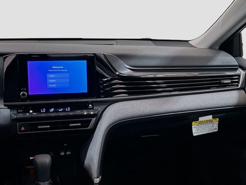 New 2025 Toyota Camry LE w/ Convenience Package FWD image 22