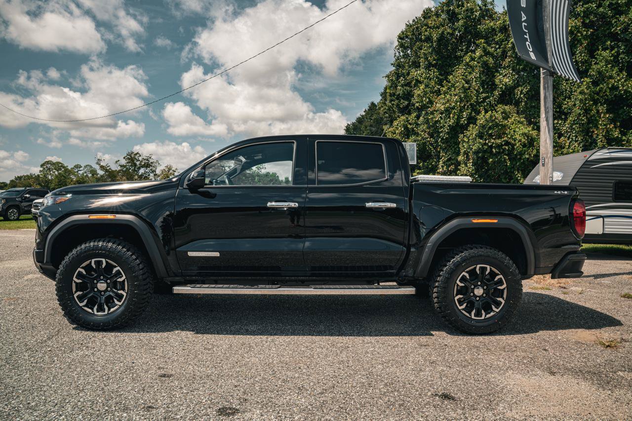 Used 2025 GMC Canyon Elevation AWD/4WD image 29