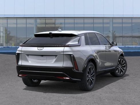 New 2026 Cadillac Lyriq Sport w/ LPO, Floor Liner Package AWD/4WD image 4