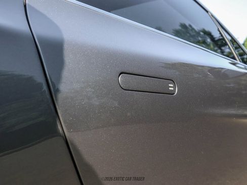 Used 2015 Aston Martin Vanquish Coupe RWD image 71
