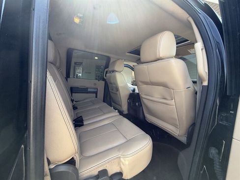 Used 2016 Ford F350 Lariat w/ Lariat Interior Package AWD/4WD image 13