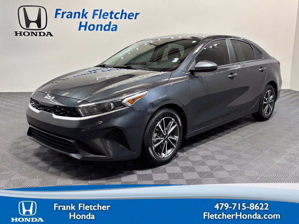 Used 2022 Kia Forte LXS FWD image 1