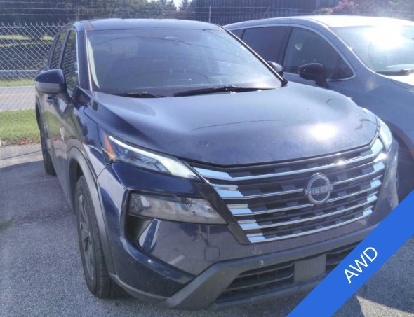 Used 2025 Nissan Rogue SV AWD/4WD image 2