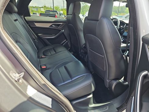 Used 2024 Jaguar F-PACE R-Dynamic S AWD/4WD image 12