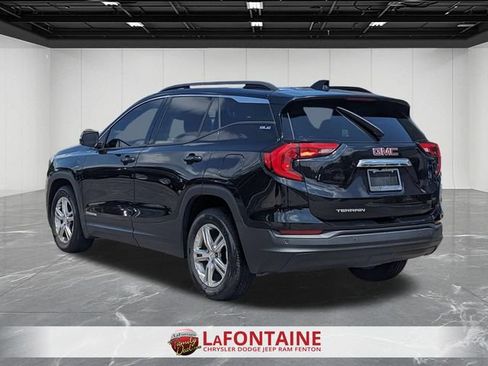 Used 2018 GMC Terrain SLE w/ Driver Convenience Package FWD image 3