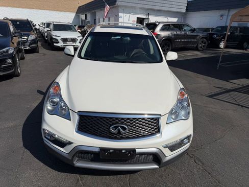 Used 2017 INFINITI QX50 Journey w/ Premium Package image 8