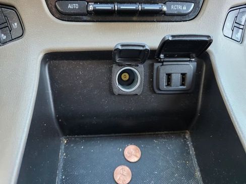 Used 2019 GMC Yukon XL SLT image 21