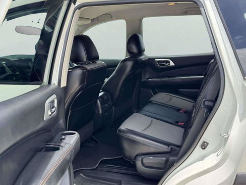 Used 2020 Nissan Pathfinder SV w/ Rock Creek Edition FWD image 39