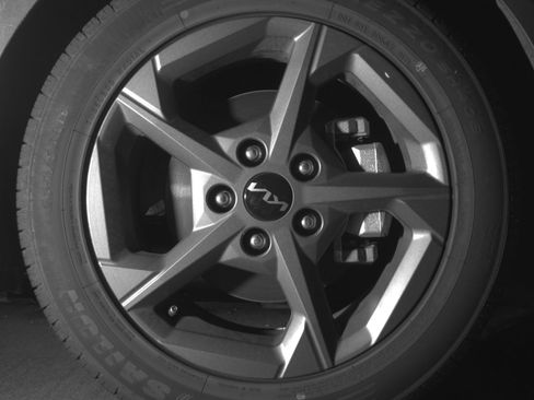 Used 2025 Kia K4 LXS image 13