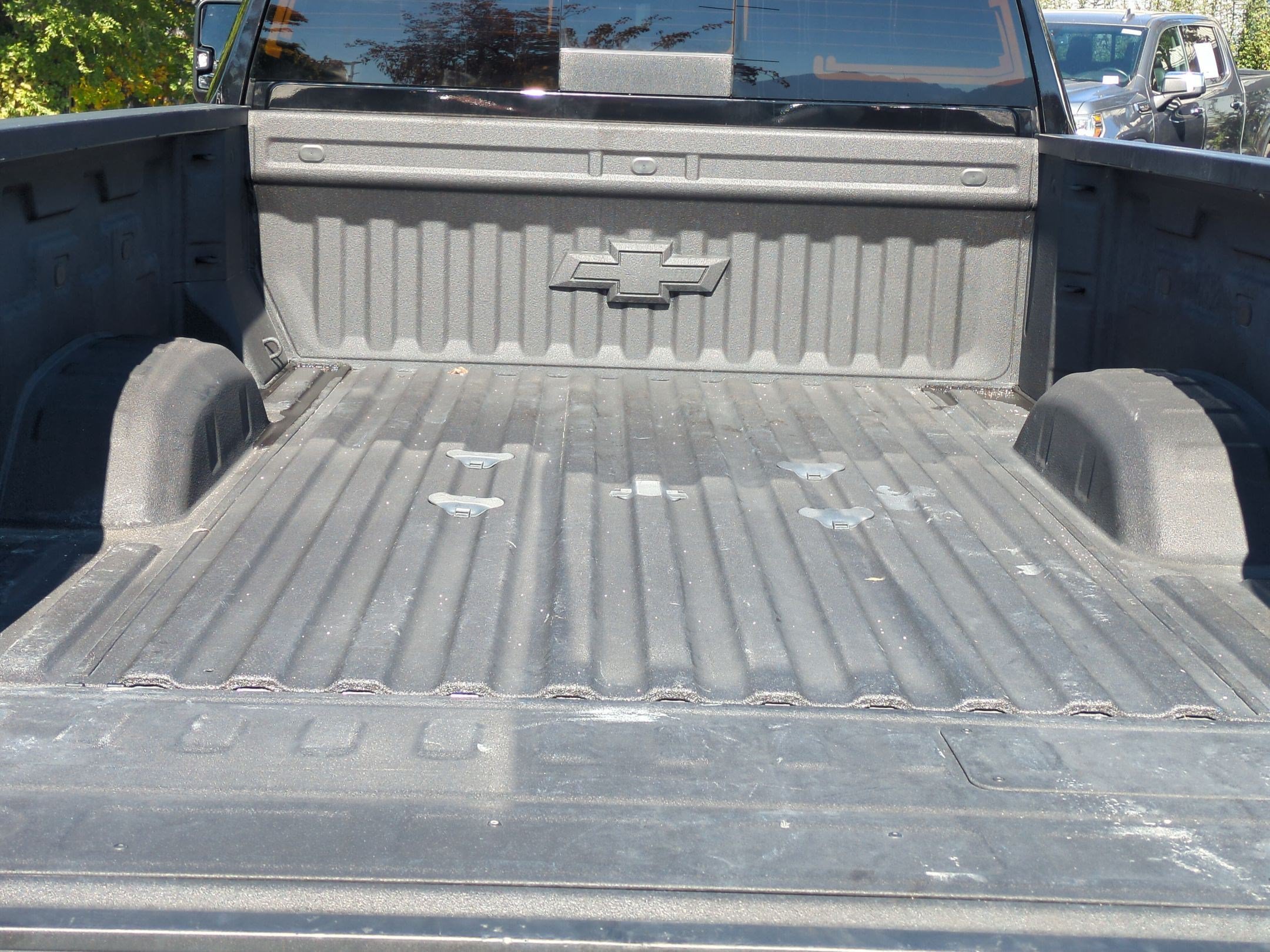 Used 2024 Chevrolet Silverado 3500 LTZ w/ LTZ Plus Package AWD/4WD image 33