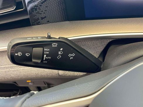 New 2026 Volkswagen Tiguan SE R-Line image 22