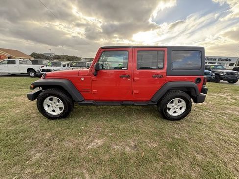 Used 2018 Jeep Wrangler Unlimited Sport S image 4