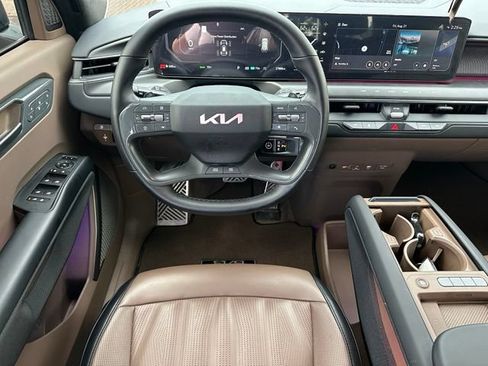 Used 2024 Kia EV9 GT-Line AWD/4WD image 18