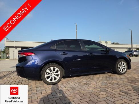 Used 2024 Toyota Corolla LE FWD image 11