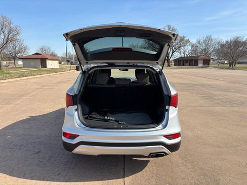 Used 2017 Hyundai Santa Fe Sport image 28