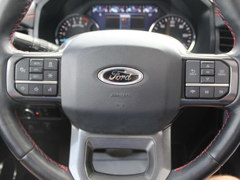 Used 2023 Ford Expedition Limited AWD/4WD image 27