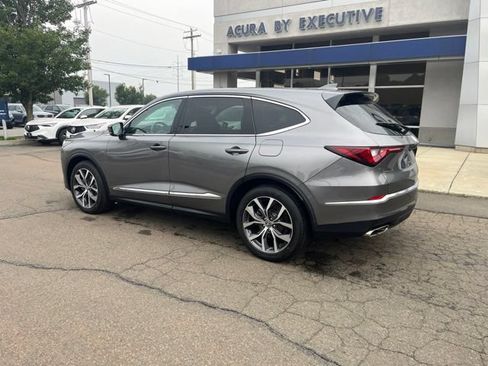 Used 2023 Acura MDX SH-AWD w/ Technology Package image 7