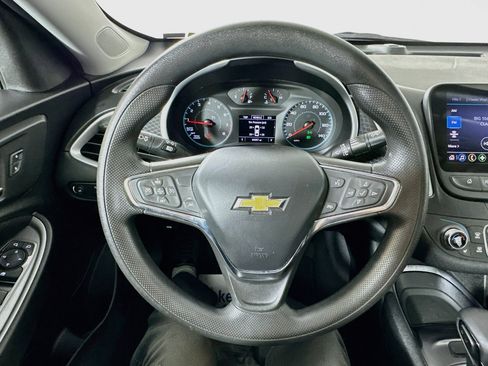 Used 2023 Chevrolet Malibu LT FWD image 11