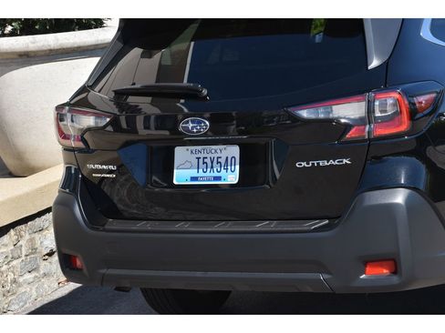 Certified 2025 Subaru Outback Premium w/ Popular Package #1 AWD/4WD image 29