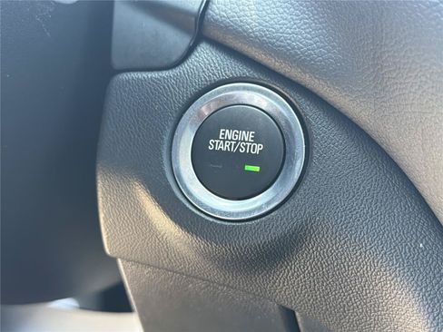 Used 2023 Chevrolet Equinox LT AWD/4WD image 13