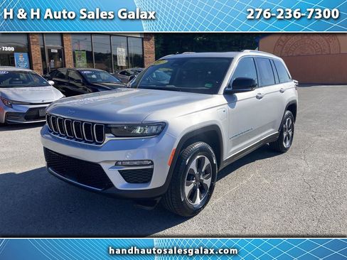 Used 2023 Jeep Grand Cherokee 4WD 4xe image 1
