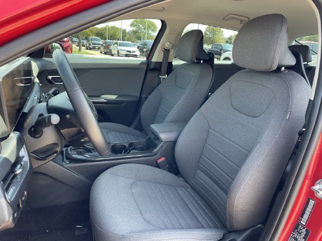 Used 2025 Kia K4 EX FWD image 23