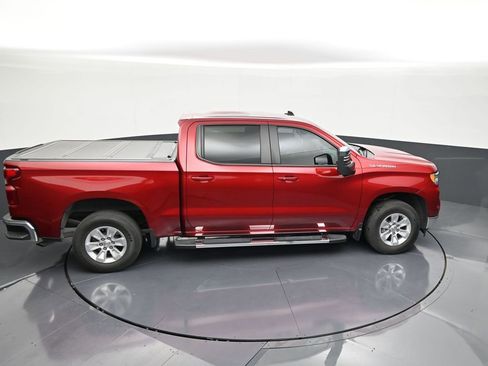 Used 2023 Chevrolet Silverado 1500 LT RWD image 17