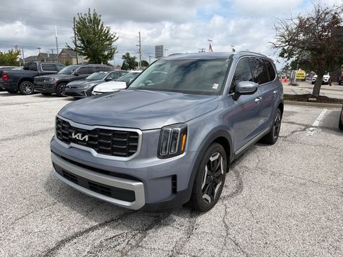 Used 2024 Kia Telluride S w/ S Sunroof Package FWD image 1