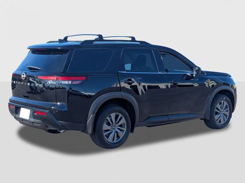 New 2026 Nissan Pathfinder SV image 5