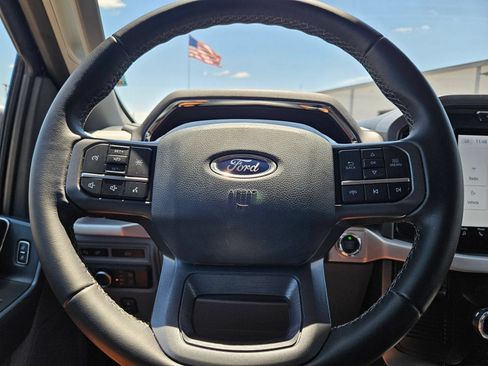 Used 2023 Ford F150 Lightning XLT AWD/4WD image 11
