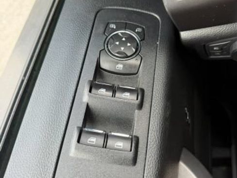 Used 2018 Ford F150 XLT w/ Equipment Group 302A Luxury AWD/4WD image 21